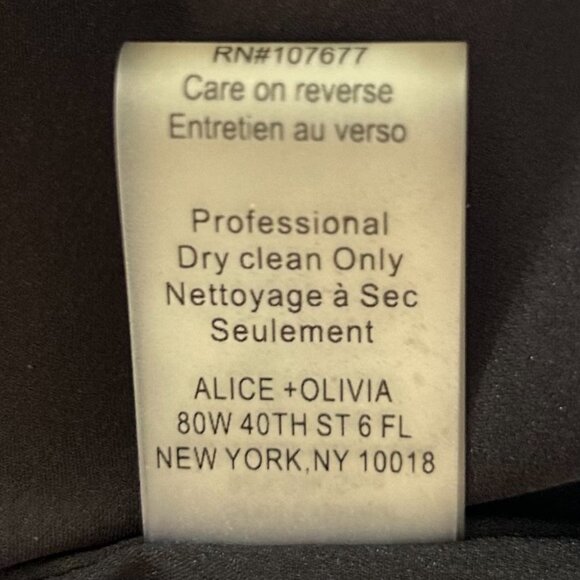 NWT Alice + Olivia Floral Accordion Pleat Sleeve Silk Blouse Black M Top - Picture 9 of 9